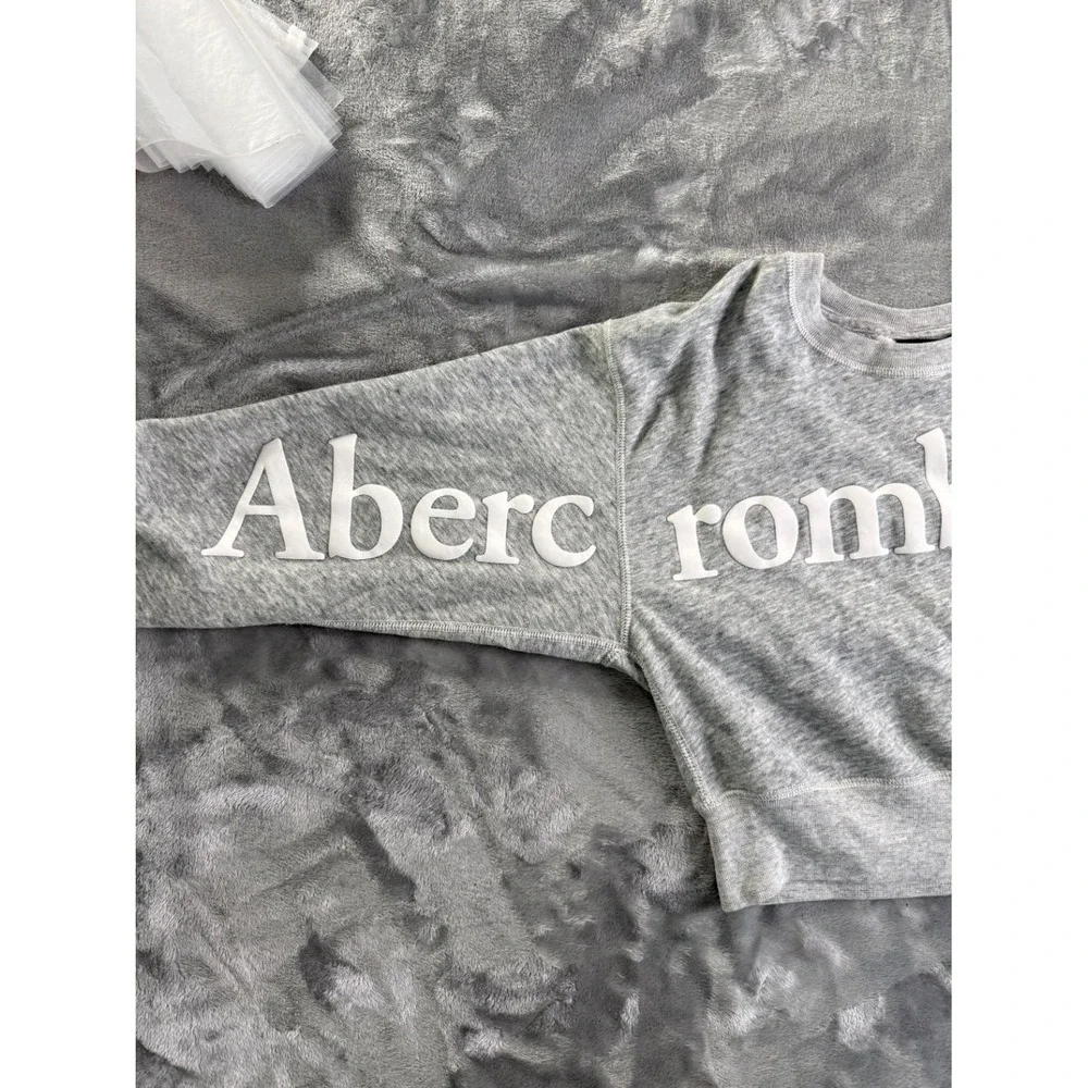 Abercrombie & Fitch this abercrombie